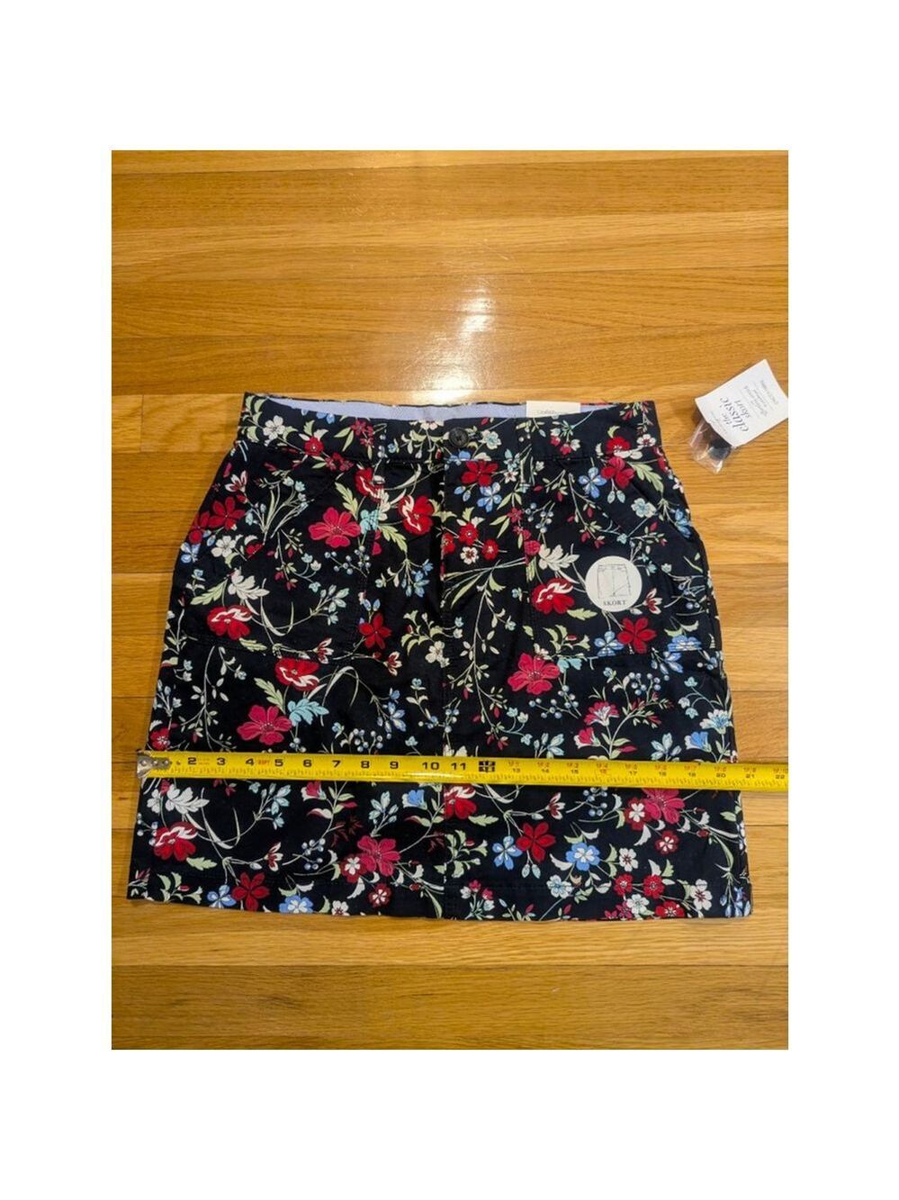 Croft & Barrow Black Floral Skort Mid Rise Size 6 - Picture 12 of 13